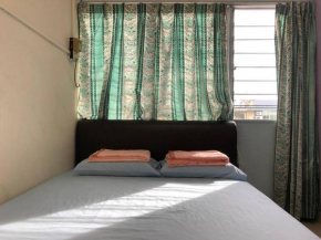Chai Leng Park homestay Sri Muniswarar Temple 3